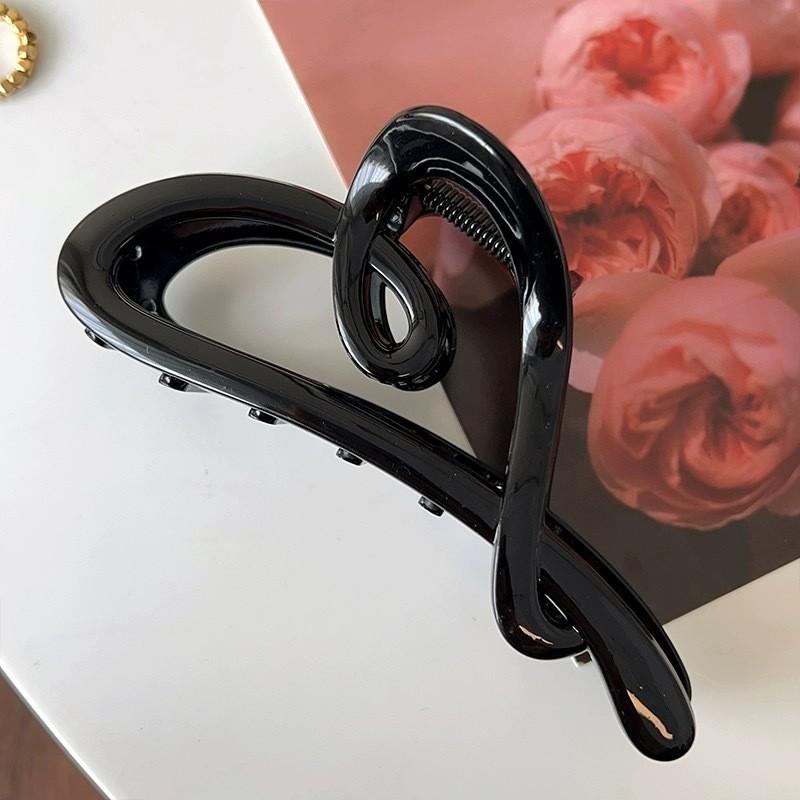 New Large Heart Hair Claws Clips Women Girls Ponytail Holder Plastic Crab Hair Clamp Barrettes Hairpins Hair Accessories Fashion