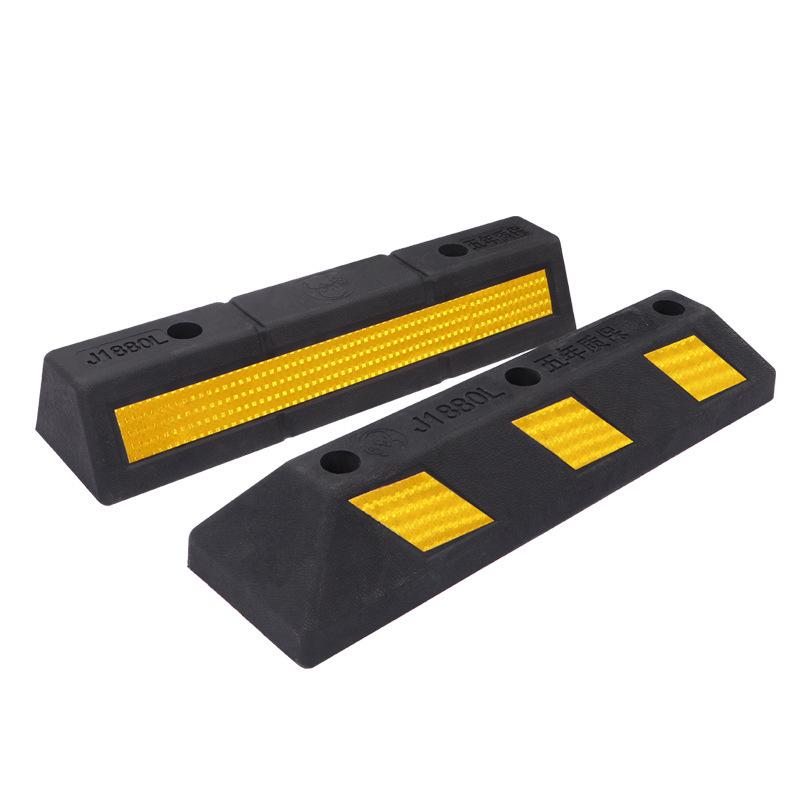 Rubber and Plastic Wheel Stopper for Parking Spaces