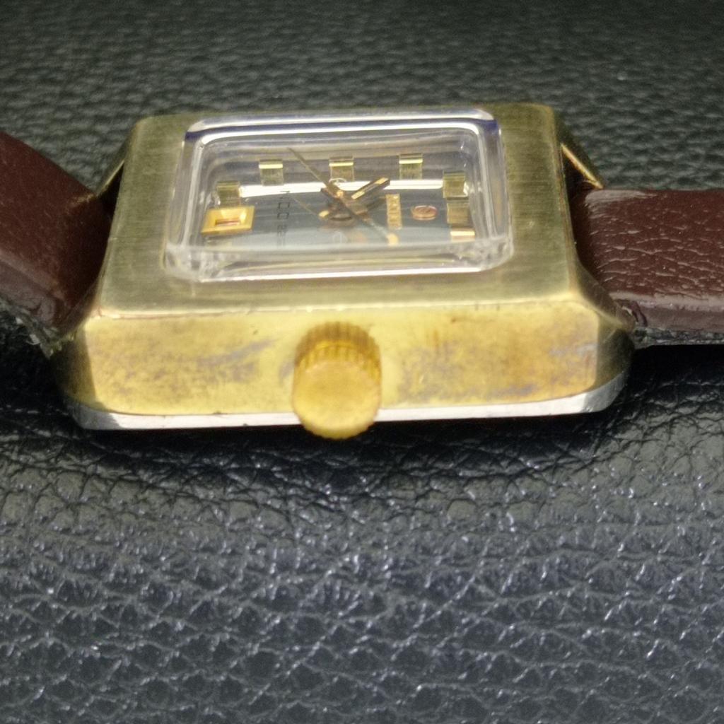 VINTAGE RADO AUTOMATIC NCC 222 SWISS WOMENS ORIGINAL DIAL WATCH A700353-5 R202-a700353