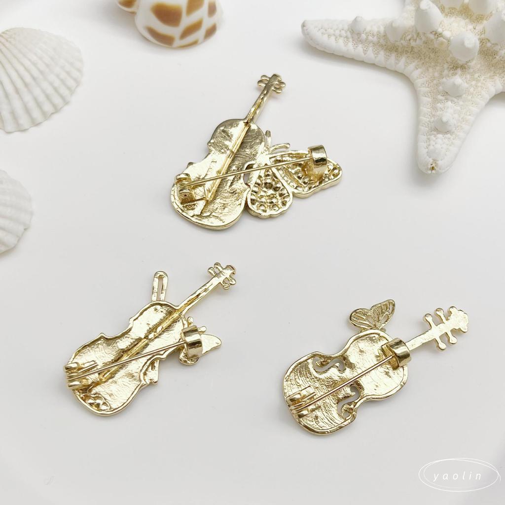 Elegante Grüne Geigenbrosche: Modischer, Kreativer Hemd-Pin Schmuck