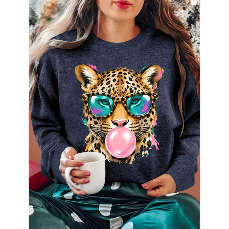 Autumn and winter women's bubble blowing pink chewing gum leopard print round neck long sleeved T-shirt