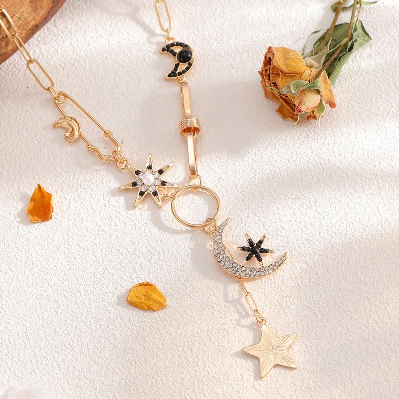 Necklace Accessories Star Moon Pendant Women's Niche Light Luxury Advanced Sense Paper Clip Clavicle Chain