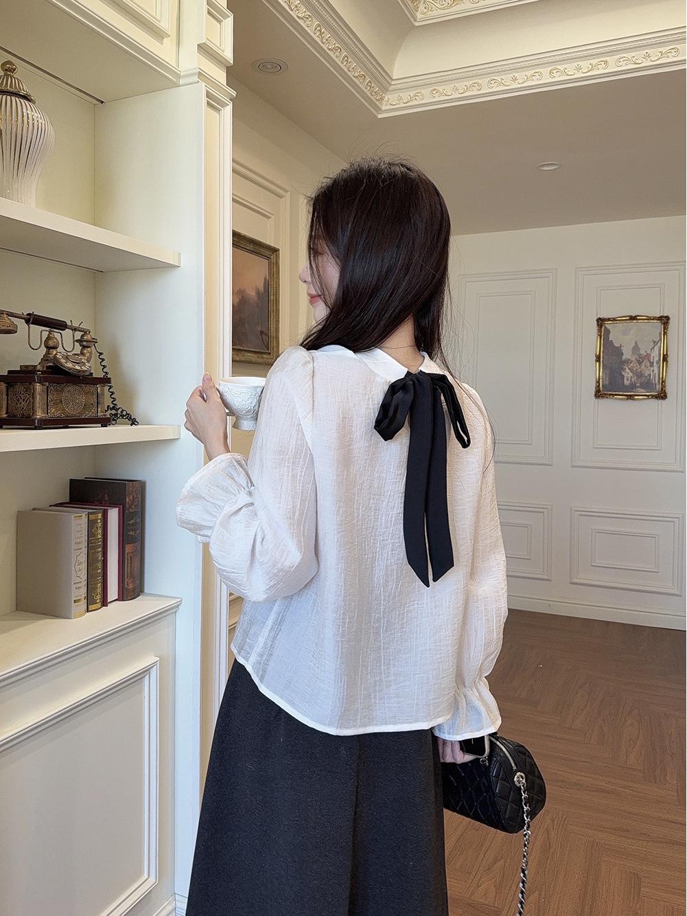 

Pearl V-Neck Velvet Camisole & White Shirt Set - Korean Festival Style Women s Fashion S