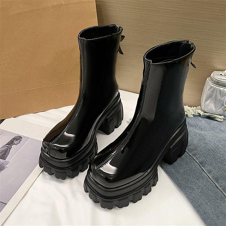 Premium American Popular Short Boots 2025 Spring and Autumn New Fried Street Super Fire Single Boots Thick-soled Versatile Black Martin Boots