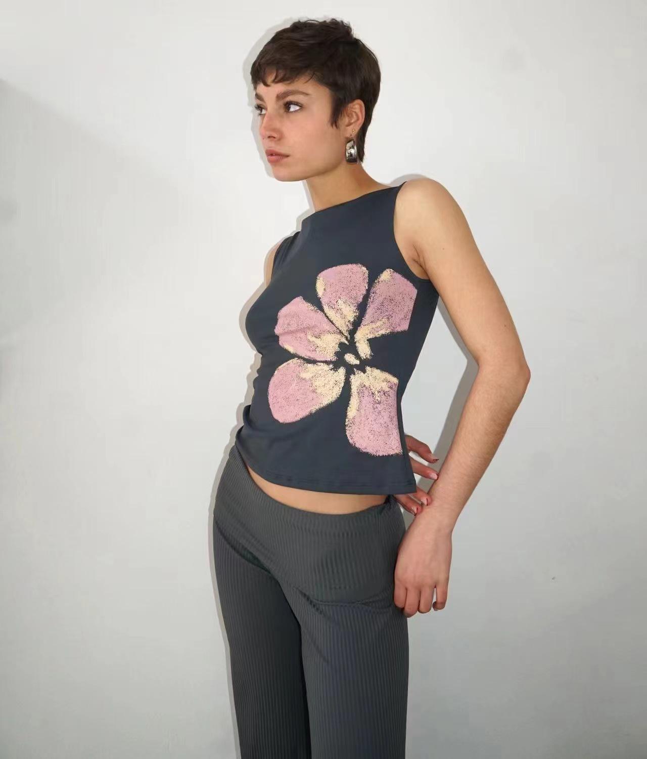 Spicy Girl Floral Sleeveless Summer Top: European & American Style Medium серый