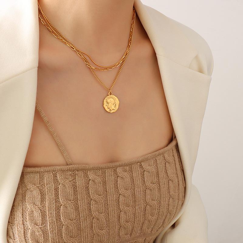 

Стильный персонализированный портрет круглый фирменный кулон трехслойное женское ожерелье, титановая сталь с покрытием из настоящего золота 18 карат свитер цепь