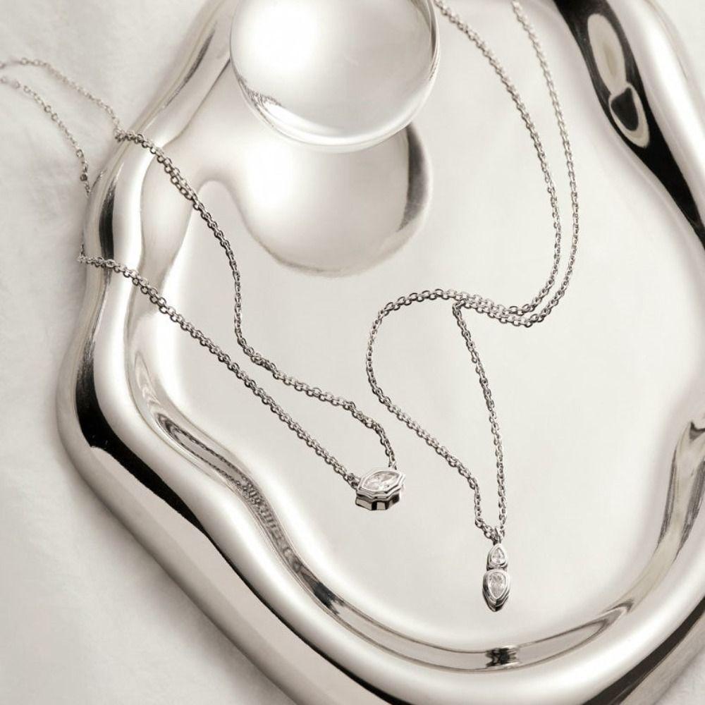 Oval Round Pendant Necklace Minimalist Clavicle Necklace Fashion Zirconia Necklace