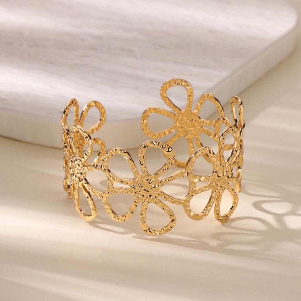 Zarte Mehrfach Große Blume Edelstahl Armbänder für Frauen Breites Band Offener Armreif Hochzeit Zirkon Urlaubsaccessoires