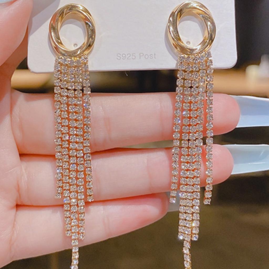 Fashion Simple Temperament Fringed Personalized Earrings Light Luxury Atmosphere Bright Earrings Ear Jewelry Women