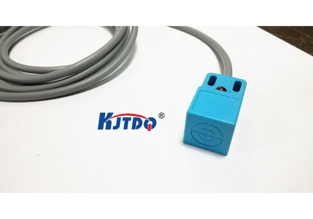 KJTDQ Square Proximity Sensor Y18, Three-Wire, 24V DC, PNP, NC/NO