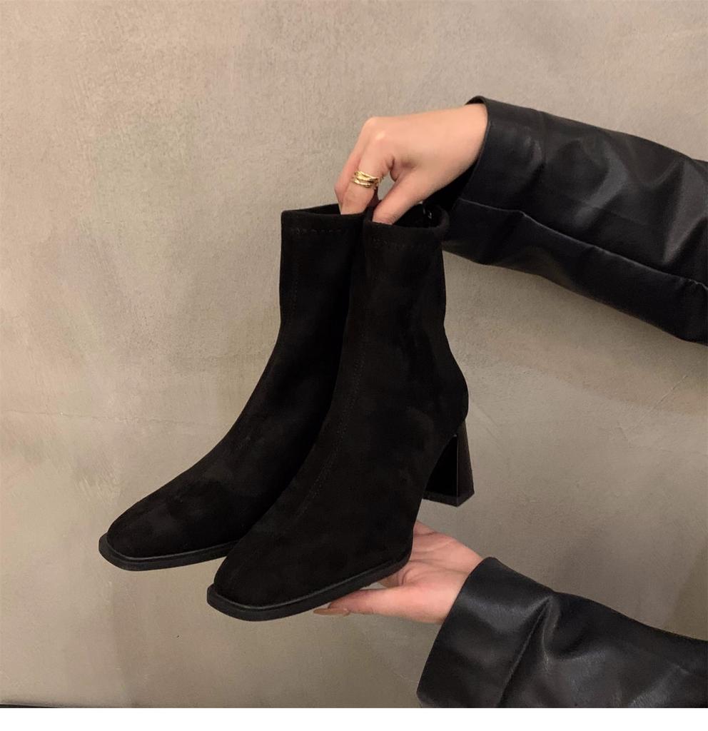 Hochhackige kleine Stiefeletten Wildleder Martin-Stiefel Damenschuhe 2025 neu Herbst und Winter Samt eckige Zehenmode dünne kurze Stiefel