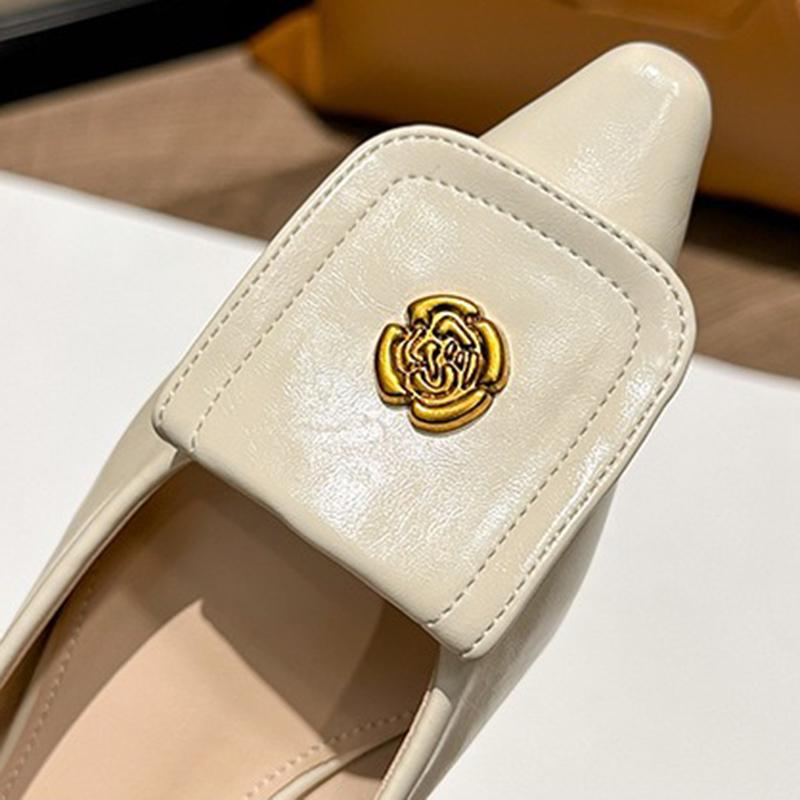 New Women 2.5cm Low Heels Daily Designer Pumps Female Metal Flower Decoration Pointed Toe Shoes Lady Comfortable Wedges Shoes