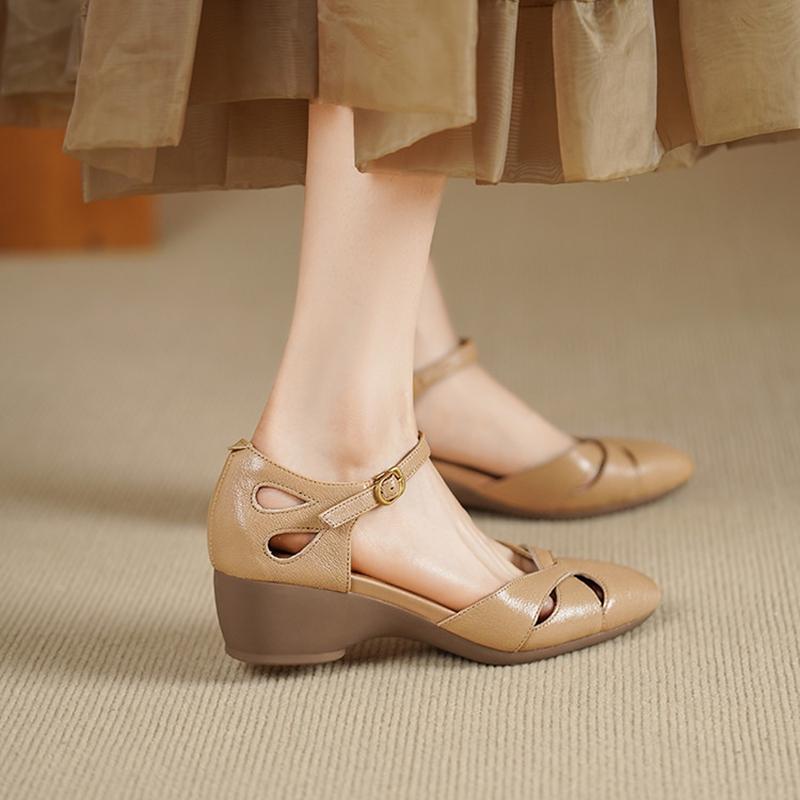 Fashion NEW Summer Women Sandals Genuine Leather Shoes for Women Pointed Toe Chunky Heel Shoes Cover Toe Cover Heel Buckle Strap Sandals