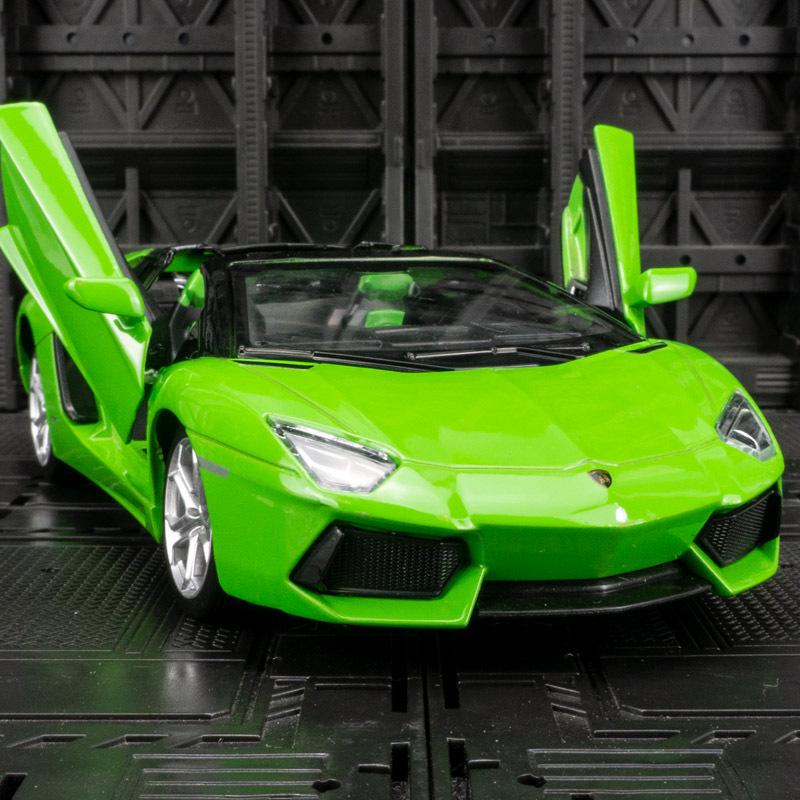 

Caipo Aventador Convertible Sports Model Car Ornament - Three-Door Toy