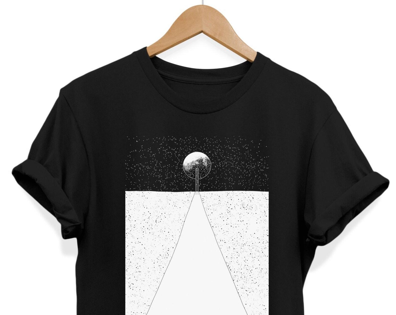 To the Moon Graphic Tee: Minimalist Geometry, Edgy Grunge Style 2XL
