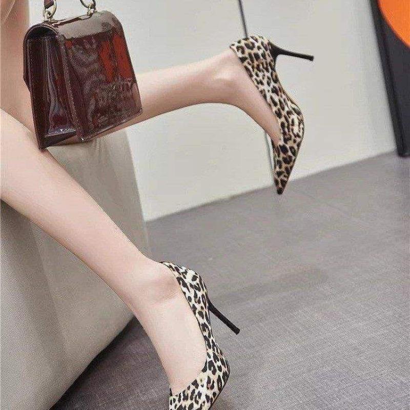 European station 2025 new European and American leopard print high heels women's thin heels sexy pointed single heel shoes light mouth versatile women