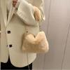 Simple Faux Fur Tote Bucket Bag Metal Chain Crossbody Bag For Women's Daily Casual Use Plush Bag Furry Purse CLE