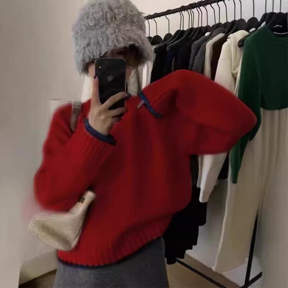 Women's European Style Color Block Wool Sweater - Round Neck, Thick Knit, Loose Fit, Slimming Base Layer for Autumn/Winter.