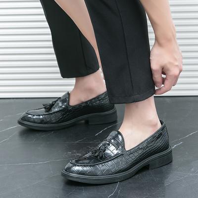 Leather Shoes Men Slip On Casual Luxury Brand Handmade Penny Loafers Men Outdoor Tassel Flats Driving Dress Shoes Men Moccasins
