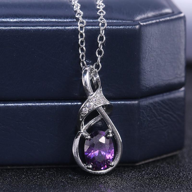 Zircon Twisted Pendant Necklace, Elegant and Fashionable Necklace, Suitable for Exquisite Jewelry Wearing in Daily Life and Evening Events фиолетовый