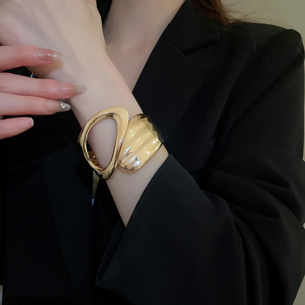 Metal Wide Irregular Open Bangle Europe American Style Exaggerated Bracelet  Decoration