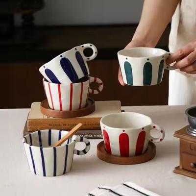 1Pc10.5Oz Scandinavian Geometric Stripesd Ceramic Mug, Exquisite Hand-Painted Round Mouth Handle Cup, Simple Stripesd Coffee Cup, Suitable for Home