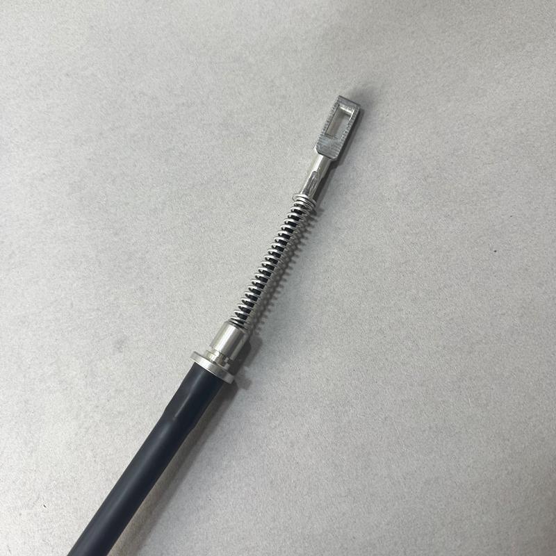 Lankovody zadní ruční brzdy levý pravý LH RH 2KS PRO Ssangyong Rexton W/5-LINK 2006+ OEM 4901008B03 4902108000