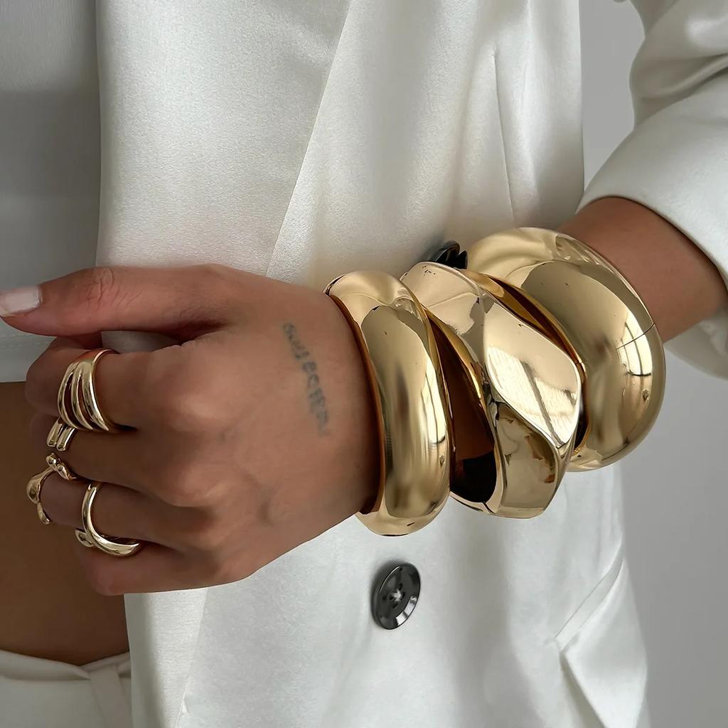 Niche Stainless Steel Bracelet Women Fashion Jewelry Ins Women's Hand Bracelets Accessories Section Woman Set Spring Buckle Sets