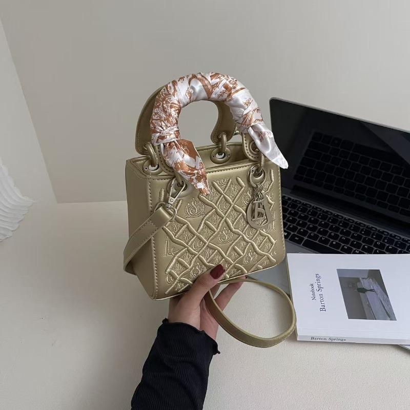 Heavy Industry Embroidery Versatile Princess Diana Bag New Fashion Silk Scarf Handbag Women's High-end Single Shoulder Messenger Bag