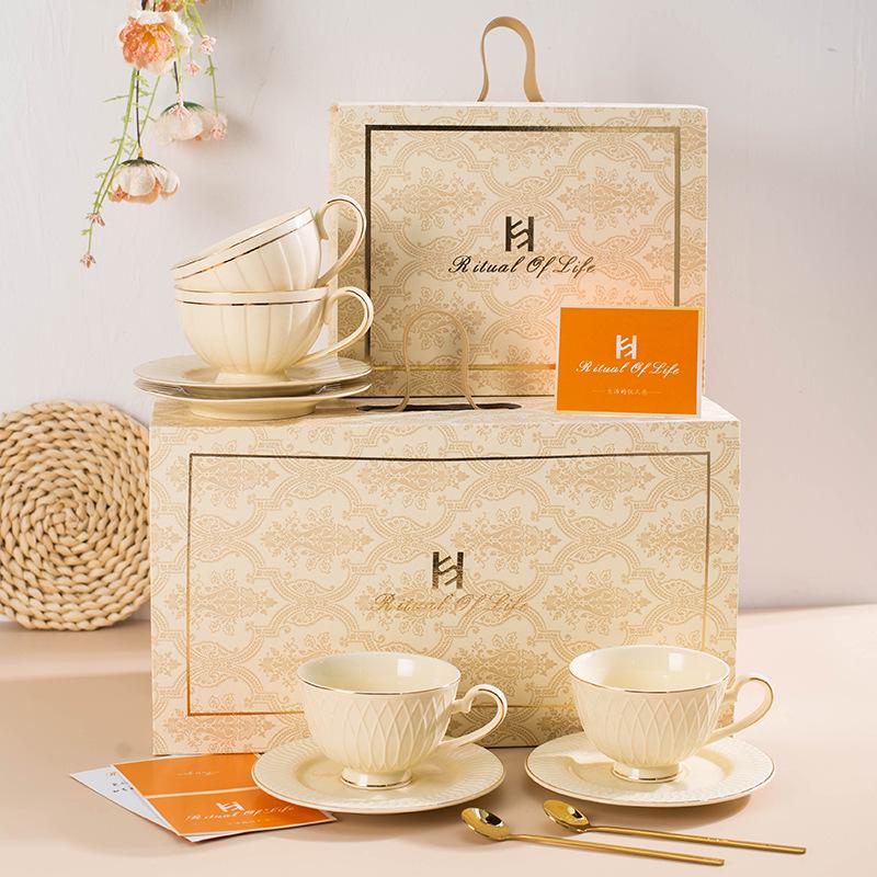 Europejski Ceramiczny Kubek do Kawy i Spodek z Wytłoczeniami - Elegancki Luksusowy Prezent na Popołudniową Herbatę