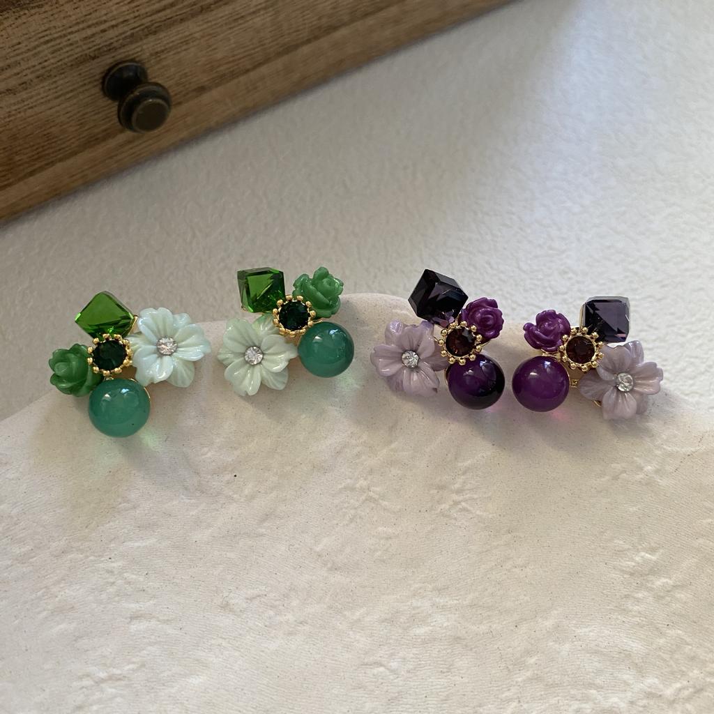 Resin Oil Painting Style Advanced Sense Light Luxury Temperament Stud Earrings Retro Maple Rhyme Purple Flower Zircon Versatile Earrings