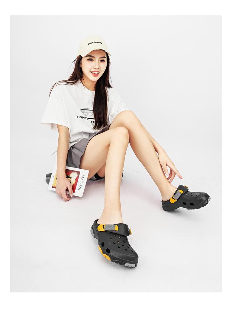 Men's Summer Outdoor Thick Sole Height-Boosting Closed Toe Breathable Non-Slip Beach Sandals