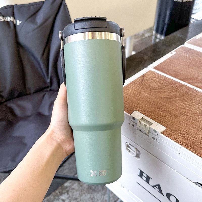 Large Capacity Vacuum Cup 2024 New Arrival Large Ice Cup Portable Vehicle-Borne Cup with Straw Summer Ins Traveling Vacuum Cup