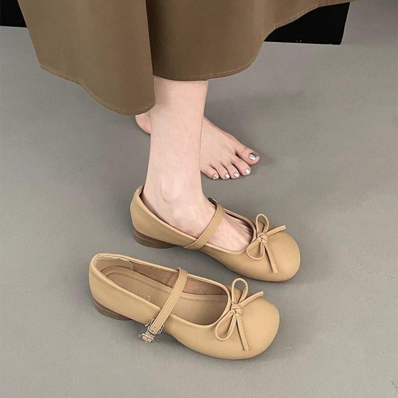 Mary Jane shoes summer new white round head light mouth thick heel with skirt bow cute single shoes