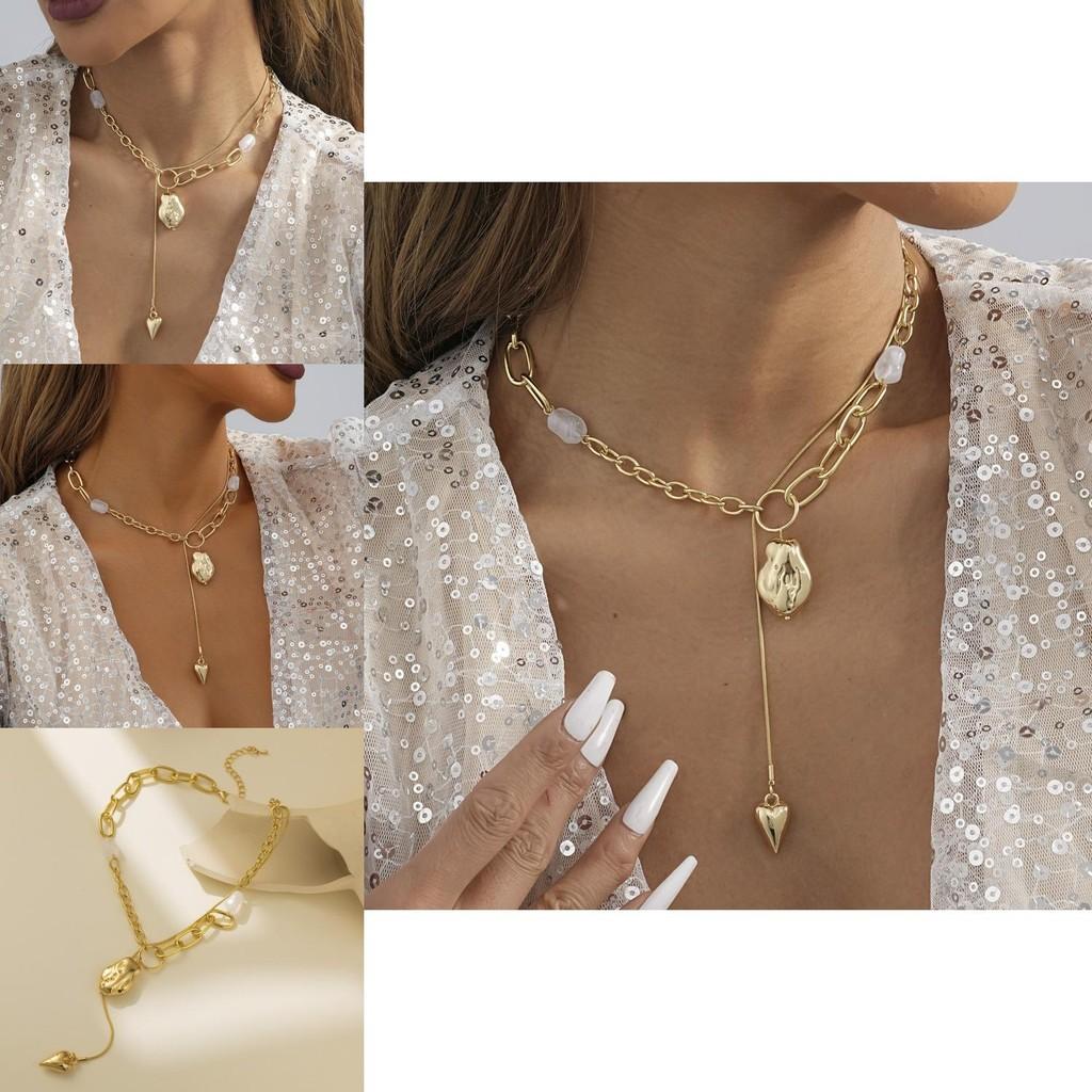 Long Tassel Eyecatching Heart Shaped Pendant Necklace For Women In Gold Elegant