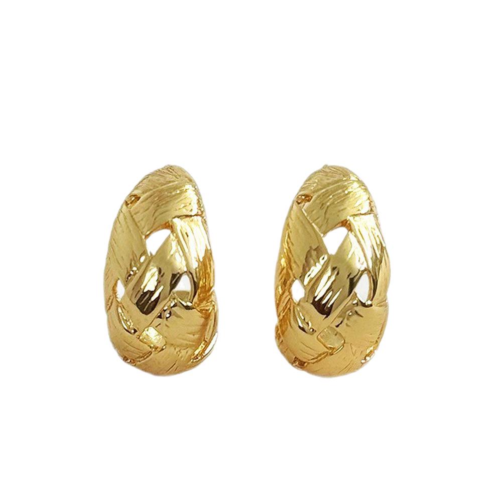 European & American Retro Brushed Woven Texture Minimalist Hollow C-Shaped Earrings for Women