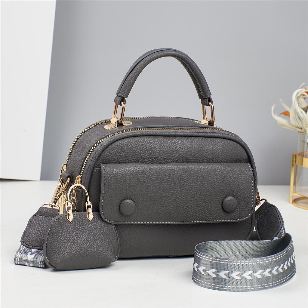 Premium Pendant Small Size Bag Versatile Korean-style Crossbody Bag Women's Handbag Fashionable and Fashion Single-shoulder Bag