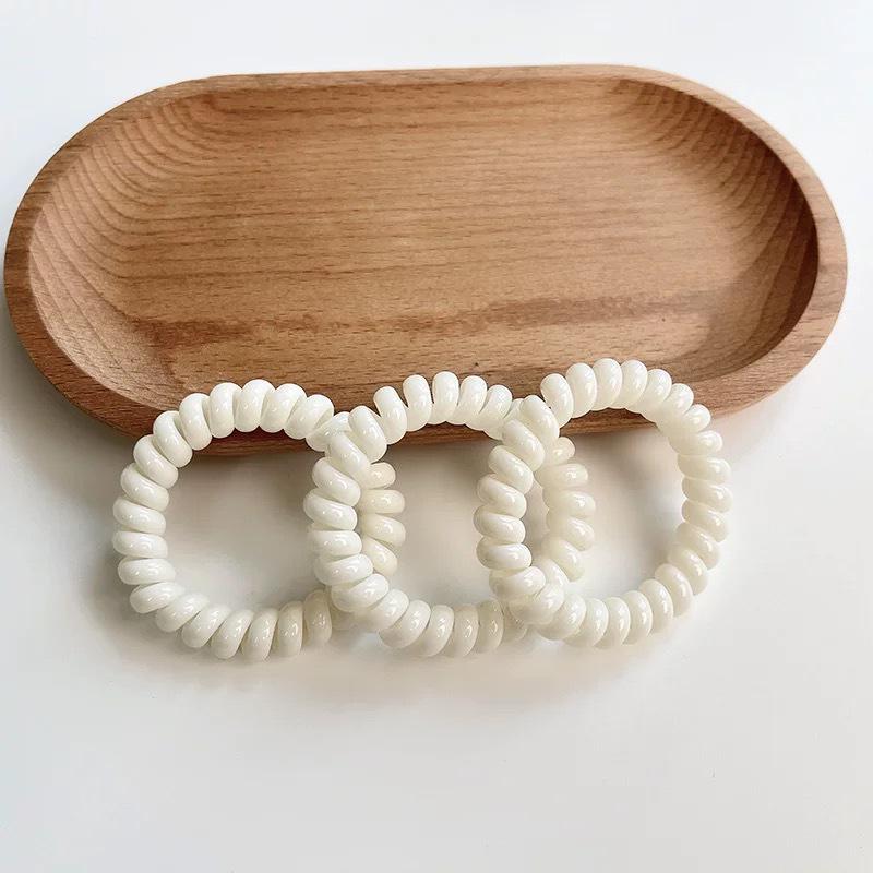 Elastic Hair Ties - No-Pull, Versatile & Stylish for 2024