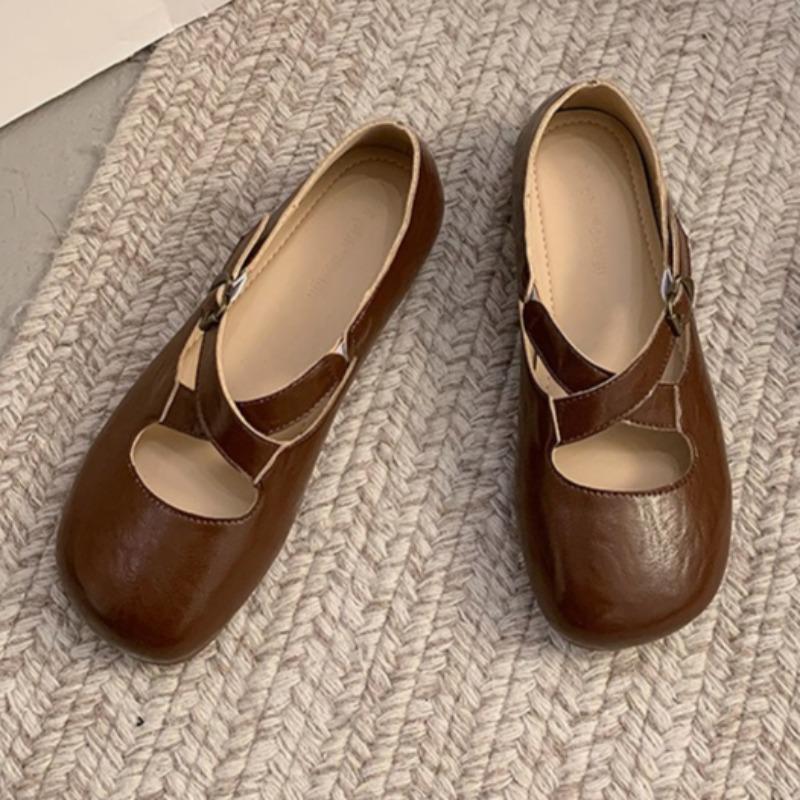 Fashion Spring New Single Shoes Women Round Head Shallow Mouth Metal Buckle Cross with Soft Sole Anti-slip Wear-resistant Flat Shoes