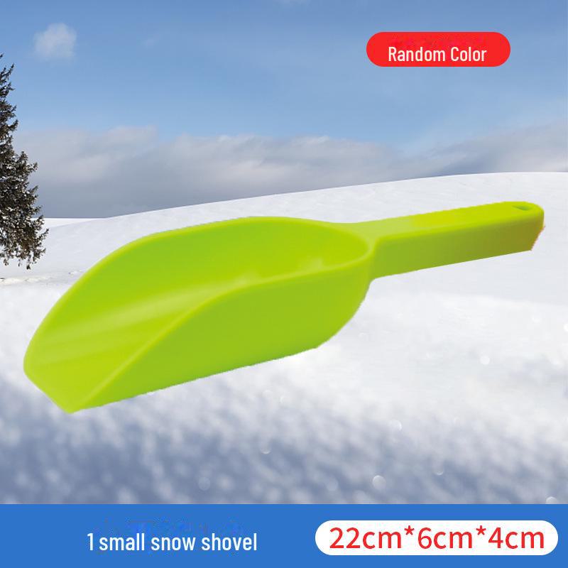 Outdoor Little Yellow Duck Snowball Clip - the Ultimate Tool for Making Perfect Snowballs Effortlessly! Ideal for Snowball Fights and Winter Fun.