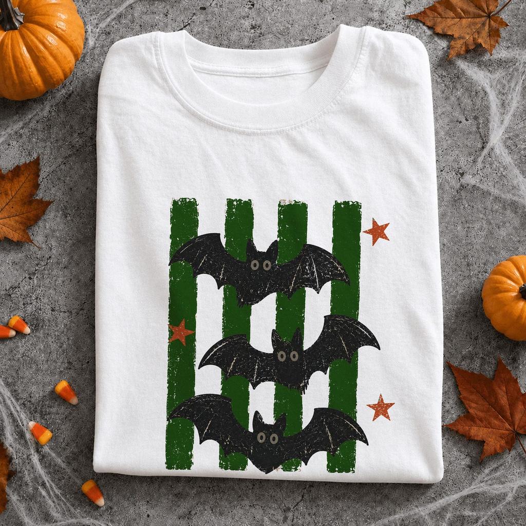 Vintage Bat Halloween T-Shirt, Boho Witchy Goth Apparel, Retro Spooky Season Tee, Cute Oversized Cottagecore Gift