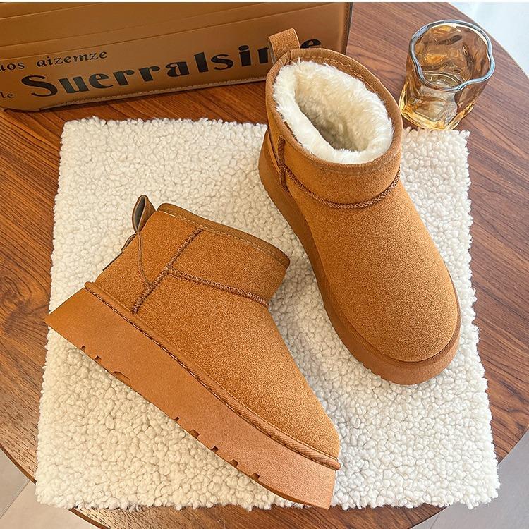 Thick Soled Height Increasing Mini Snow Boots for Women In Winter Thickened Warm Bread Cotton Shoes Anti Slip Cotton