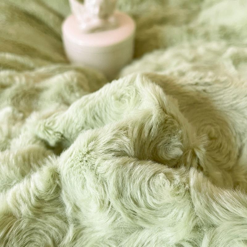 Rabbit Fleece Four-Piece Set, Thickened Milk Fleece Bed Sheet Quilt Cover, Coral Fleece Bed Three-Piece Set