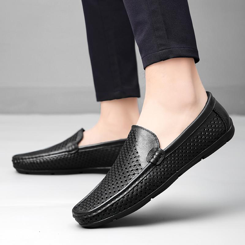Spring Men's Leather Casual Shoes Flat Bottomed Breathable Loafers Outdoor Commuting Men's Park Walking Shoes Massage Soles