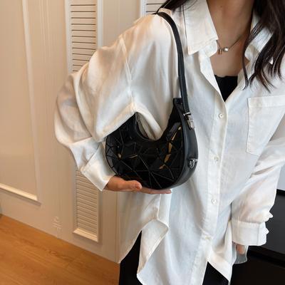 Sommer neue einfache lässige Handtasche lässige Schulter Achselhöhle kleine Tasche Retro Mode Halbmondtasche Damen