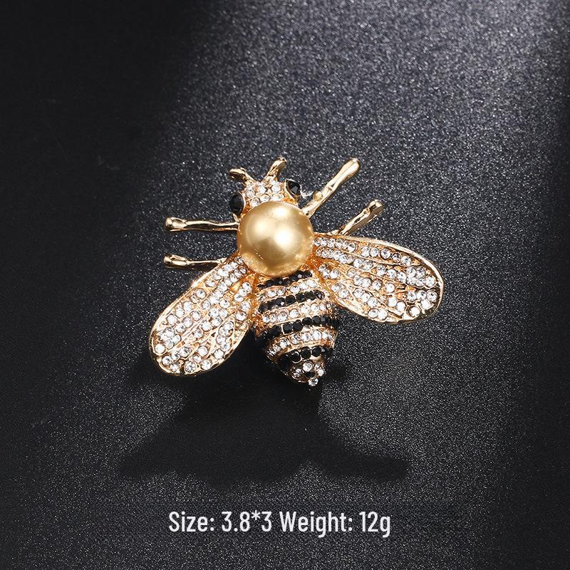 Nowy Styl Broszka Pszczoła z Kroplami Oleju - Urocza Pins Zwierzęcy na Kołnierzyki i Dodatki do Odzieży
