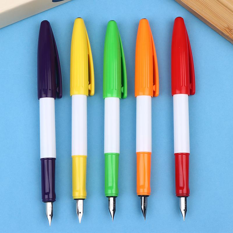 

Пластиковая перьевая ручка Jinhao 313 ЦветнаяEF Перо Канцелярские товары Офис Школьные принадлежности Подарок Чернильные ручки Random color