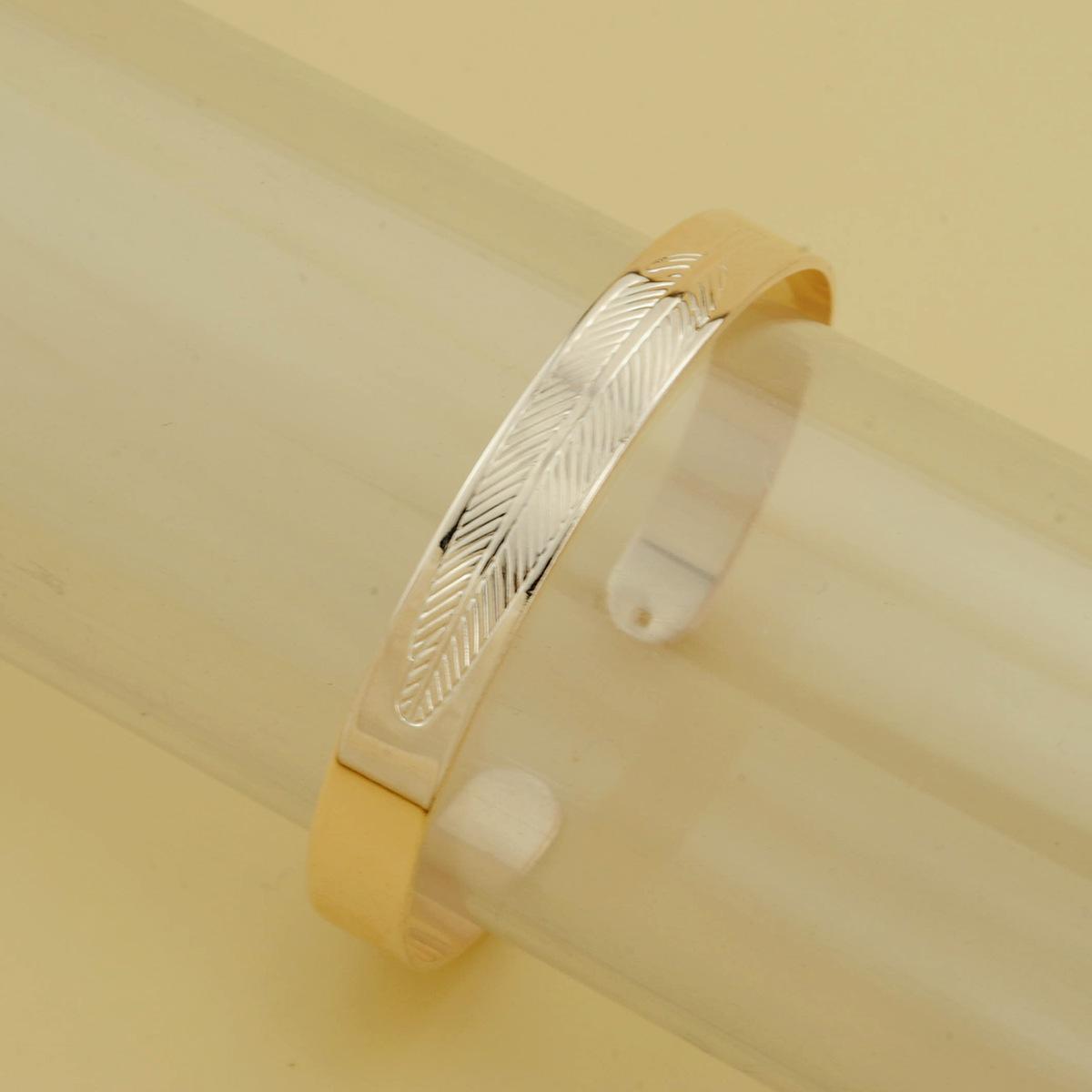 All-Copper Bracelet: European  American Fashion Trend - Simple, Elegant, Open Hand Chain