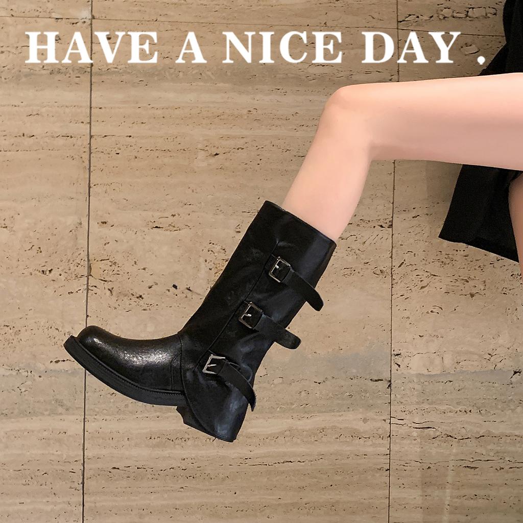 Martin boots women's retro brown round head pleated belt buckle locomotive boots 2025 new versatile thick-soled thick-heeled short boots