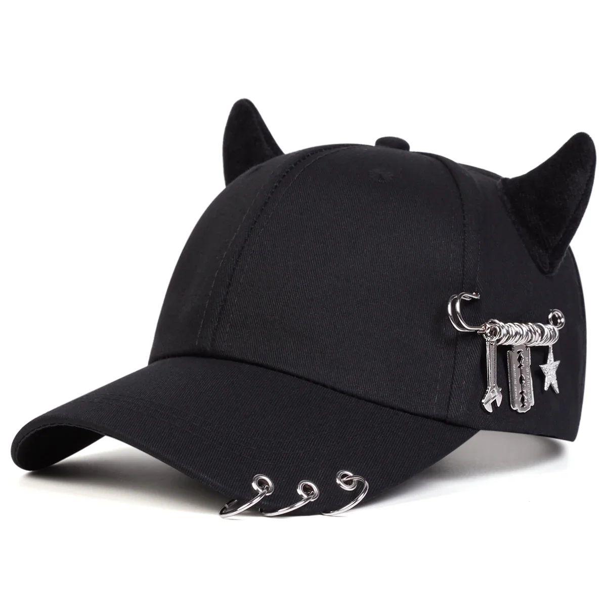 

Personalized cow horn iron ring baseball cap versatile student curved brim duckbill cap for men and women street hip-hop Adjustable чорний